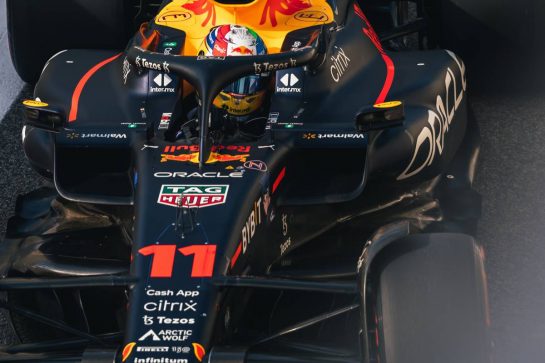 Sergio Perez (MEX) Red Bull Racing RB18.
22.11.2022. Formula 1 Testing, Yas Marina Circuit, Abu Dhabi, Tuesday.
- www.xpbimages.com, EMail: requests@xpbimages.com © Copyright: Bearne / XPB Images