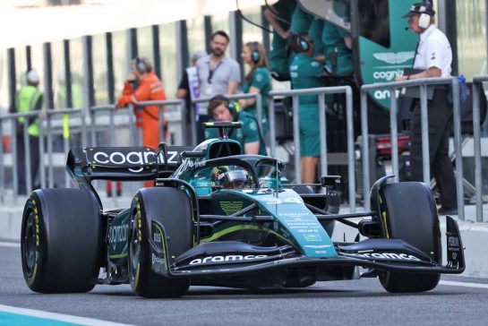 Felipe Drugovich (BRA) Aston Martin F1 Team AMR22 Driver Development Programme.
22.11.2022. Formula 1 Testing, Yas Marina Circuit, Abu Dhabi, Tuesday.
- www.xpbimages.com, EMail: requests@xpbimages.com © Copyright: Bearne / XPB Images