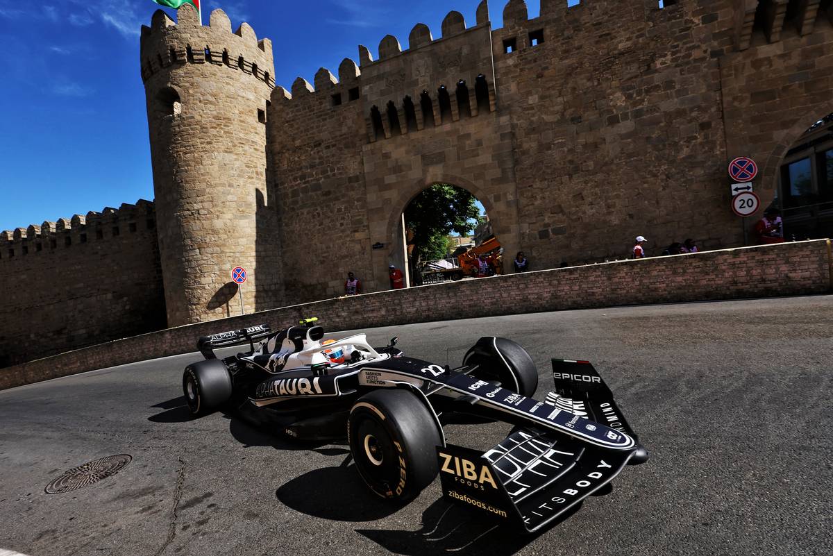 Yuki Tsunoda (JPN) AlphaTauri AT03. 12.06.2022. Formula 1 World Championship, Rd 8, Azerbaijan Grand Prix, Baku Street Circuit, Azerbaijan, Race