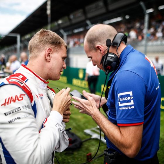 Schumacher explains limited progress in second F1 season