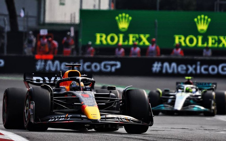 Max Verstappen (NLD) Red Bull Racing RB18. 30.10.2022. Formula 1 World Championship, Rd 20, Mexican Grand Prix, Mexico City, Mexico, Race