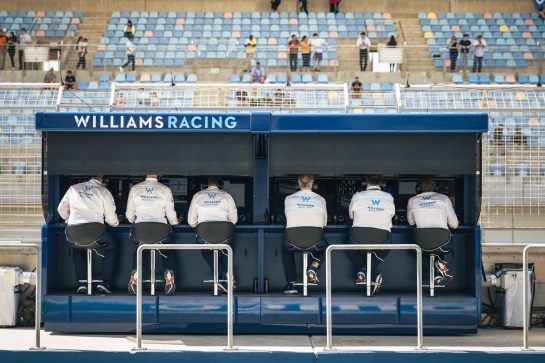 Williams Racing pit gantry.
24.02.2023. Formula 1 Testing, Sakhir, Bahrain, Day Two.
- www.xpbimages.com, EMail: requests@xpbimages.com &copy; Copyright: Bearne / XPB Images