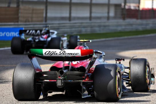 Zhou Guanyu (CHN) Alfa Romeo F1 Team C39 - practice start.
24.02.2023. Formula 1 Testing, Sakhir, Bahrain, Day Two.
- www.xpbimages.com, EMail: requests@xpbimages.com &copy; Copyright: Moy / XPB Images