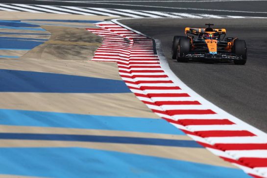 Oscar Piastri (AUS) McLaren MCL60.
25.02.2023. Formula 1 Testing, Sakhir, Bahrain, Day Three.
- www.xpbimages.com, EMail: requests@xpbimages.com © Copyright: Moy / XPB Images
