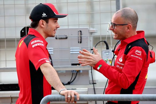 (L to R): Charles Leclerc (MON) Ferrari with David Sanchez (FRA) Ferrari Chief Engineer, Vehicle Concept.
25.02.2023. Formula 1 Testing, Sakhir, Bahrain, Day Three.
- www.xpbimages.com, EMail: requests@xpbimages.com © Copyright: Batchelor / XPB Images