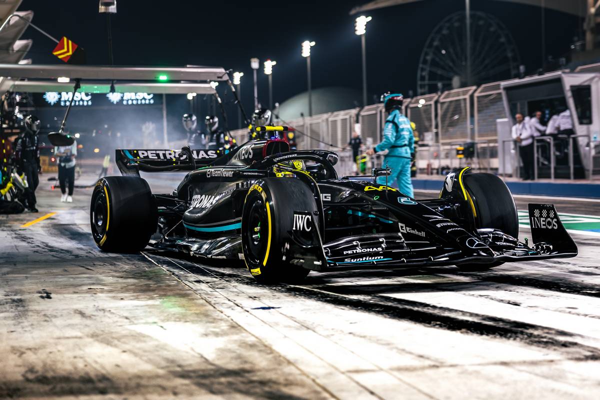 Bahrain testing: Perez beats Hamilton on final day