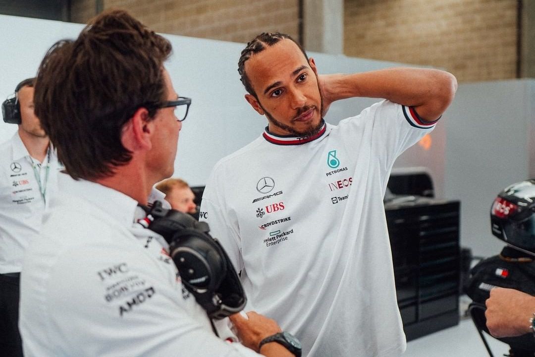 Wolff confirms first contract talks with Hamilton