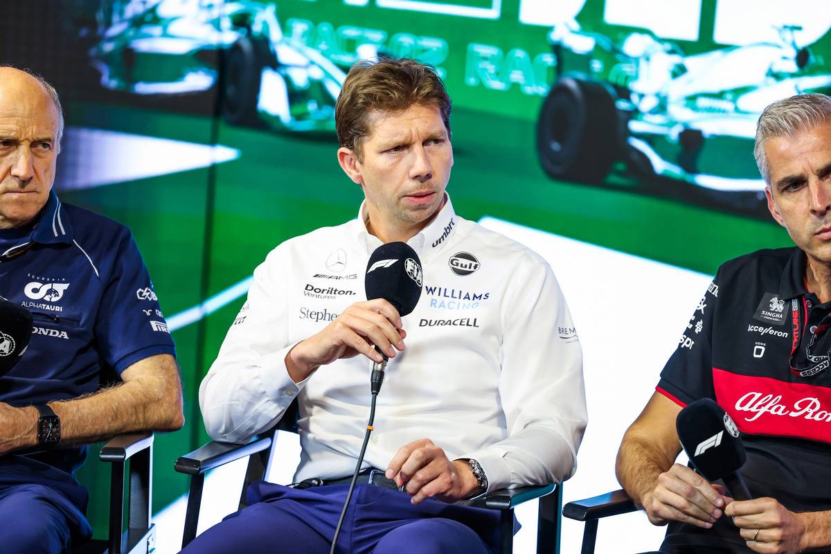 Vowles expects Mercedes W14 to be ‘mighty’ at specific tracks