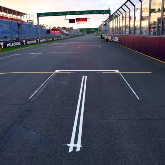 FIA increases width of grid box in Melbourne to avert penalties
