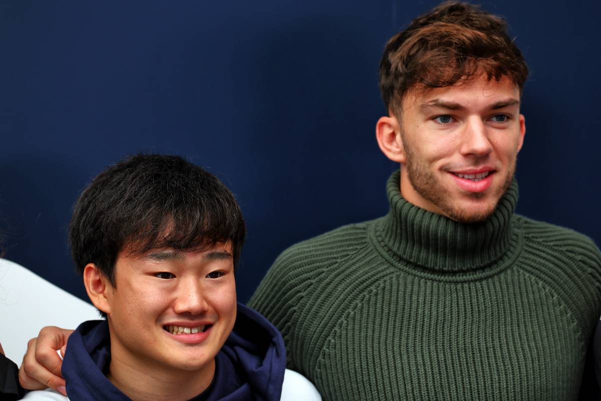 (L to R): Yuki Tsunoda (JPN) AlphaTauri with team mate Pierre Gasly (FRA) AlphaTauri. 12.11.2022. Formula 1 World Championship, Rd 21, Brazilian Grand Prix, Sao Paulo, Brazil, Sprint Day. - www.xpbimages.com, EMail: requests@xpbimages.com &copy; Copyright: Coates / XPB Images