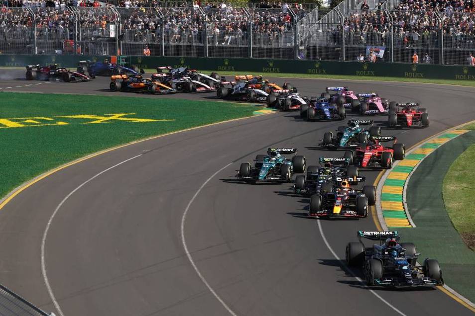 Hong Kong billionaire Lo confirms bid for new F1 team