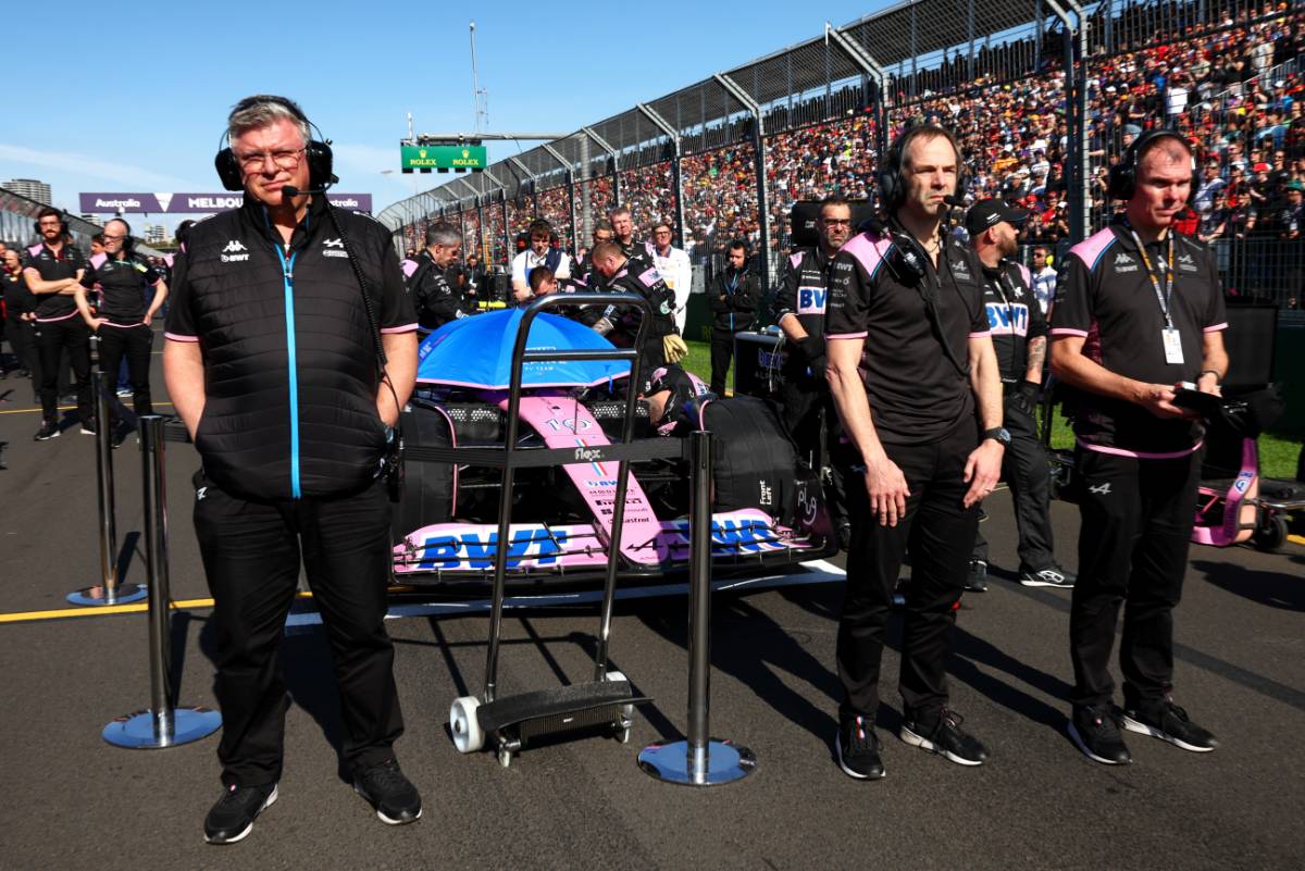 (L to R): Otmar Szafnauer (USA) Alpine F1 Team, Team Principal; Ciaron Pilbeam (GBR) Alpine F1 Team Chief Race Engineer; and Alan Permane (GBR) Alpine F1 Team Trackside Operations Director on the grid. 02.04.2023. Formula 1 World Championship, Rd 3, Australian Grand Prix, Albert Park, Melbourne, Australia, Race Day. - www.xpbimages.com, EMail: requests@xpbimages.com &copy; Copyright: Batchelor / XPB Images