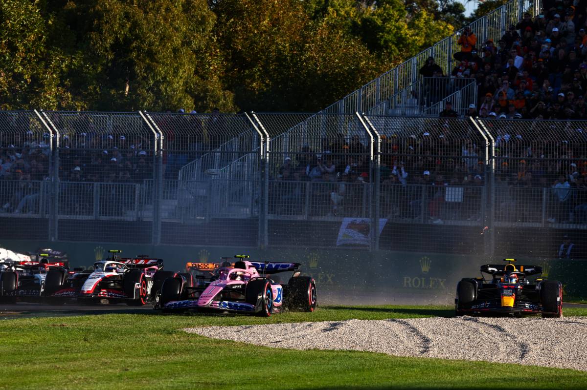 Perez: Final laps of Aussie GP ‘dangerous’ due to lack of visibility