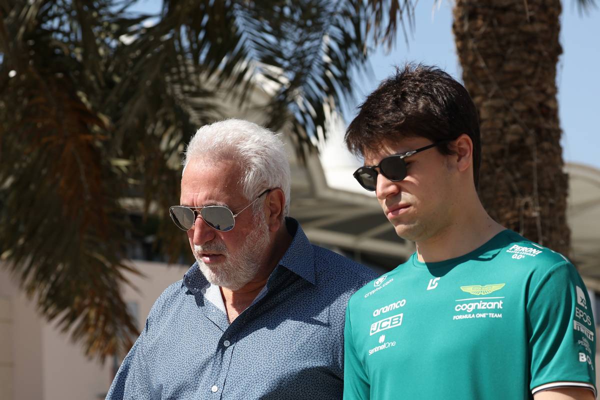 (L to R): Lawrence Stroll (CDN) Aston Martin F1 Team Investor with his son Lance Stroll (CDN) Aston Martin F1 Team.
02.03.2023. Formula 1 World Championship, Rd 1, Bahrain Grand Prix, Sakhir, Bahrain, Preparation Day.
- www.xpbimages.com, EMail: requests@xpbimages.com &copy; Copyright: Bearne / XPB Images