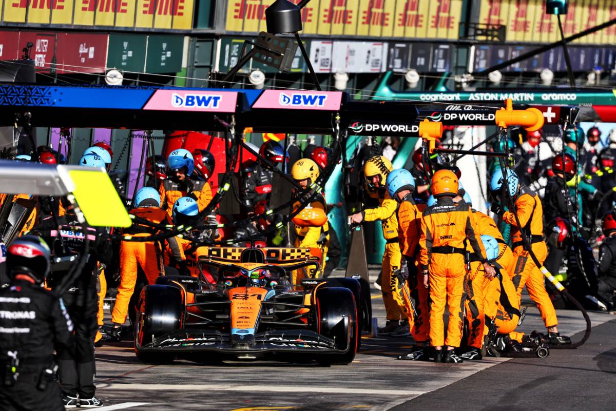 Oscar Piastri (AUS) McLaren MCL60 makes a pit stop. 02.04.2023. Formula 1 World Championship, Rd 3, Australian Grand Prix, Albert Park, Melbourne, Australia, Race Day. - www.xpbimages.com, EMail: requests@xpbimages.com &copy; Copyright: Batchelor / XPB Images