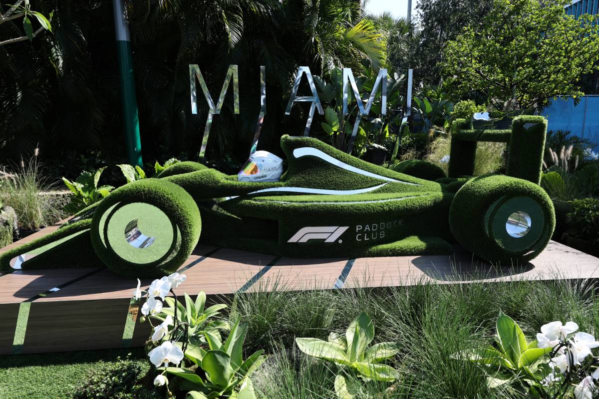 Circuit atmosphere - Paddock Club.
04.05.2023. Formula 1 World Championship, Rd 5, Miami Grand Prix, Miami, Florida, USA, Preparation Day.
- www.xpbimages.com, EMail: requests@xpbimages.com &copy; Copyright: Moy / XPB Images