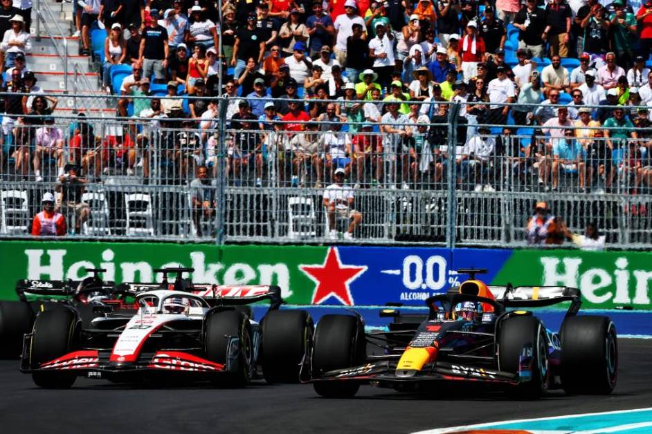 Haas: No ‘panic reaction’ to adopt Red Bull-style bodywork