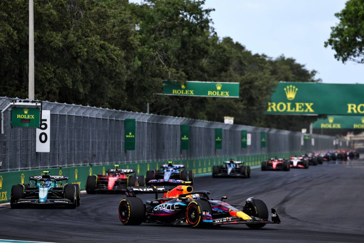 Hamilton: Not my job to convince people to watch F1