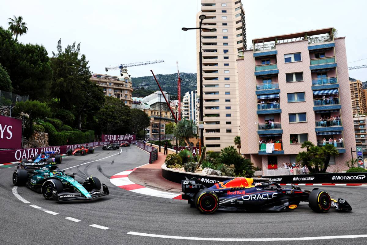 Max Verstappen (NLD) Red Bull Racing RB19 leads at the start of the race.
28.05.2023. Formula 1 World Championship, Rd 7, Monaco Grand Prix, Monte Carlo, Monaco, Race Day.
- www.xpbimages.com, EMail: requests@xpbimages.com &copy; Copyright: Batchelor / XPB Images
