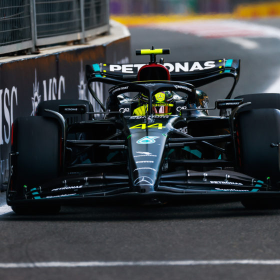 Rosberg surprised by Mercedes lack of tech staff poaching