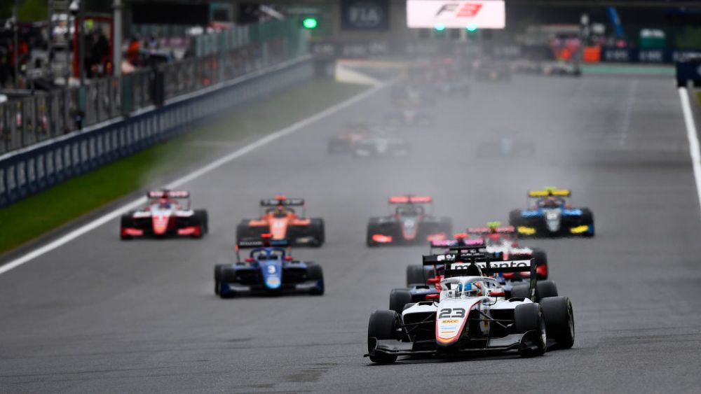 F3 – Taylor Barnard takes maiden F3 win with Bortoleto two points short of title