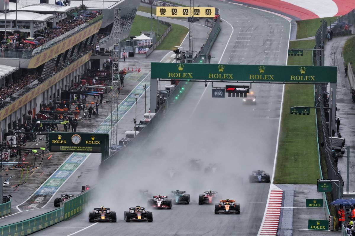 Verstappen beats Perez in entertaining wet Austria Sprint
