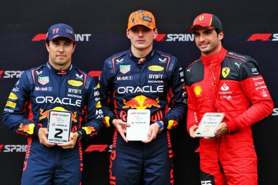 Top three in Sprint (L to R): Sergio Perez (MEX) Red Bull Racing, second; Max Verstappen (NLD) Red Bull Racing, race winner; Carlos Sainz Jr (ESP) Ferrari, third.
01.07.2023. Formula 1 World Championship, Rd 10, Austrian Grand Prix, Spielberg, Austria, Sprint Day.
- www.xpbimages.com, EMail: requests@xpbimages.com © Copyright: Batchelor / XPB Images