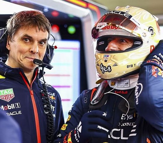 Brundle: Ricciardo return ‘high risk’ – must beat Tsunoda