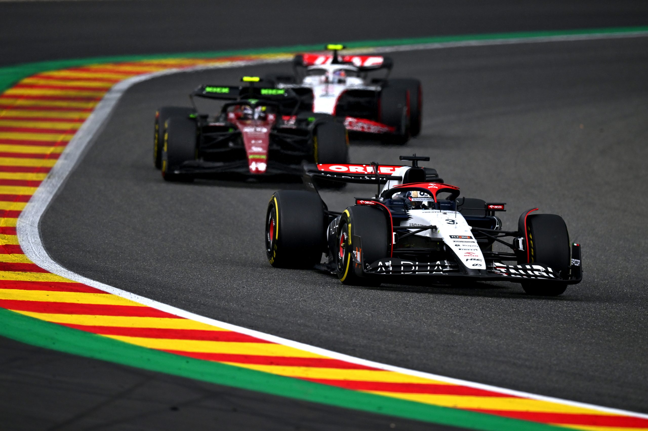 Ricciardo ‘watched a lot of gearboxes’ in tough Belgian GP