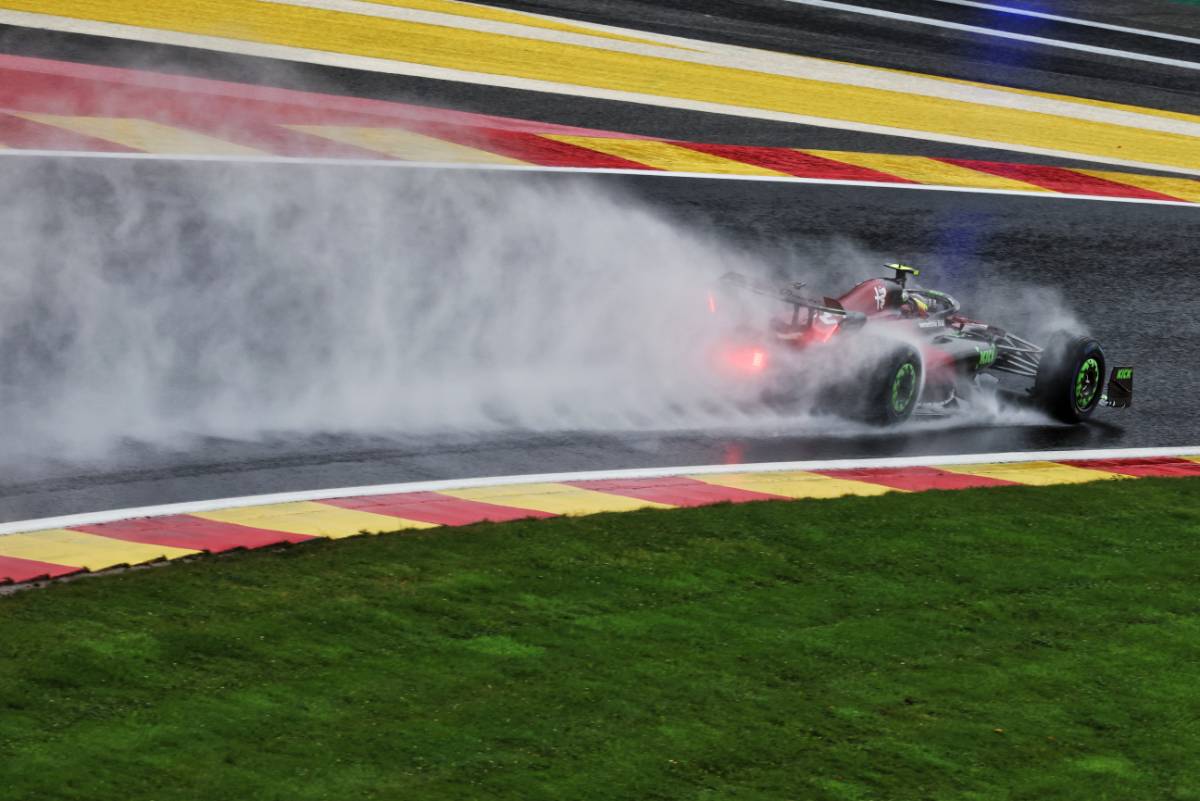 Verstappen: A ‘shame’ if F1 follows NASCAR on rainy days