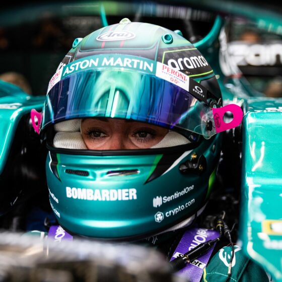 Jessica Hawkins completes F1 test with Aston Martin