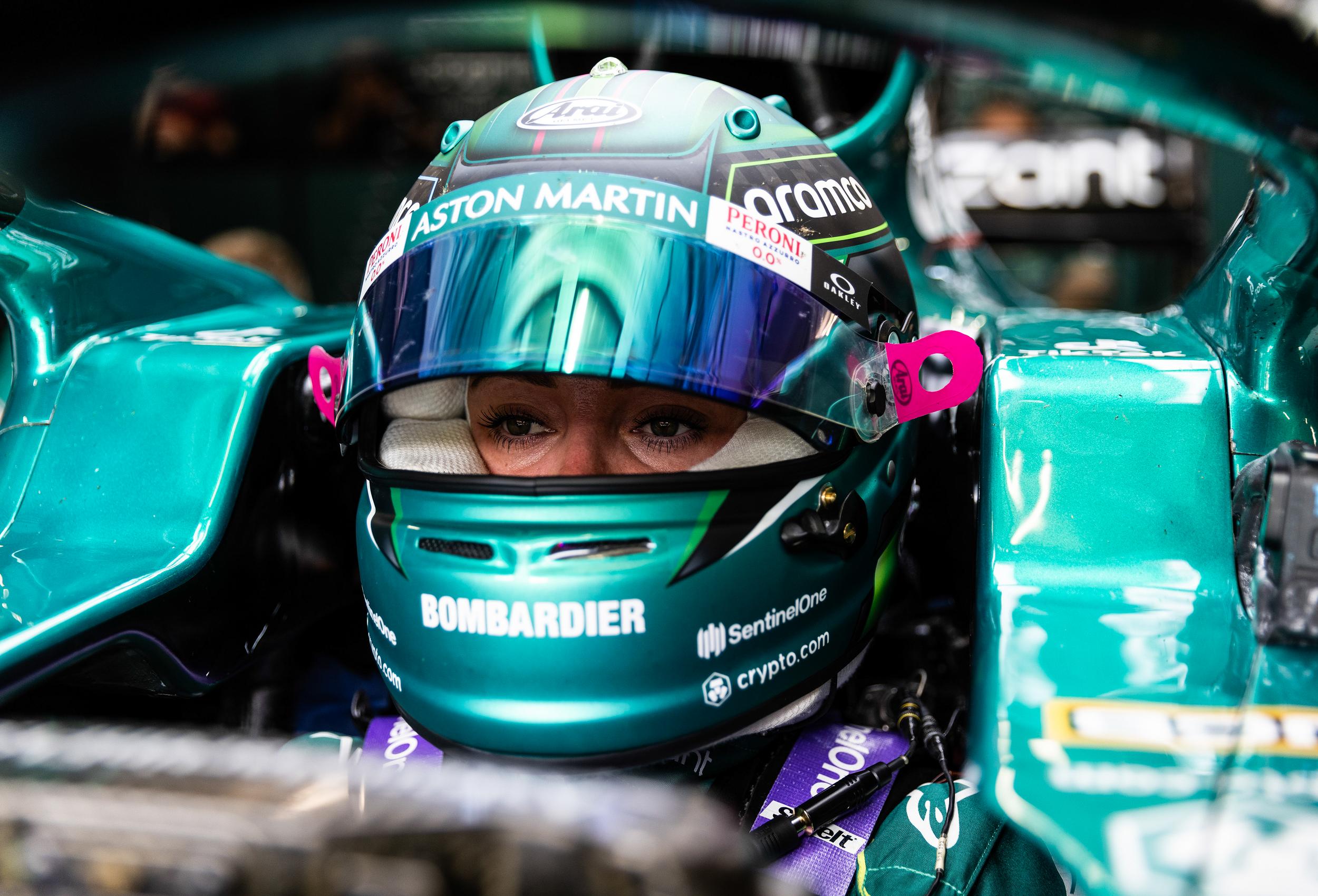 Jessica Hawkins completes F1 test with Aston Martin