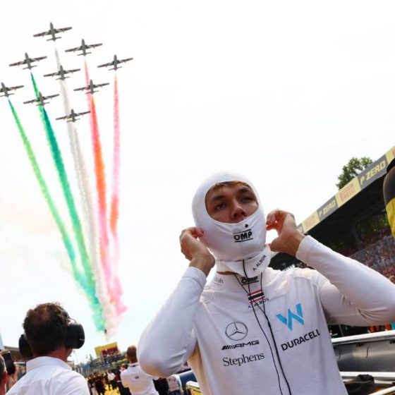 Albon: Only Williams straight-line speed ‘kept Norris behind’