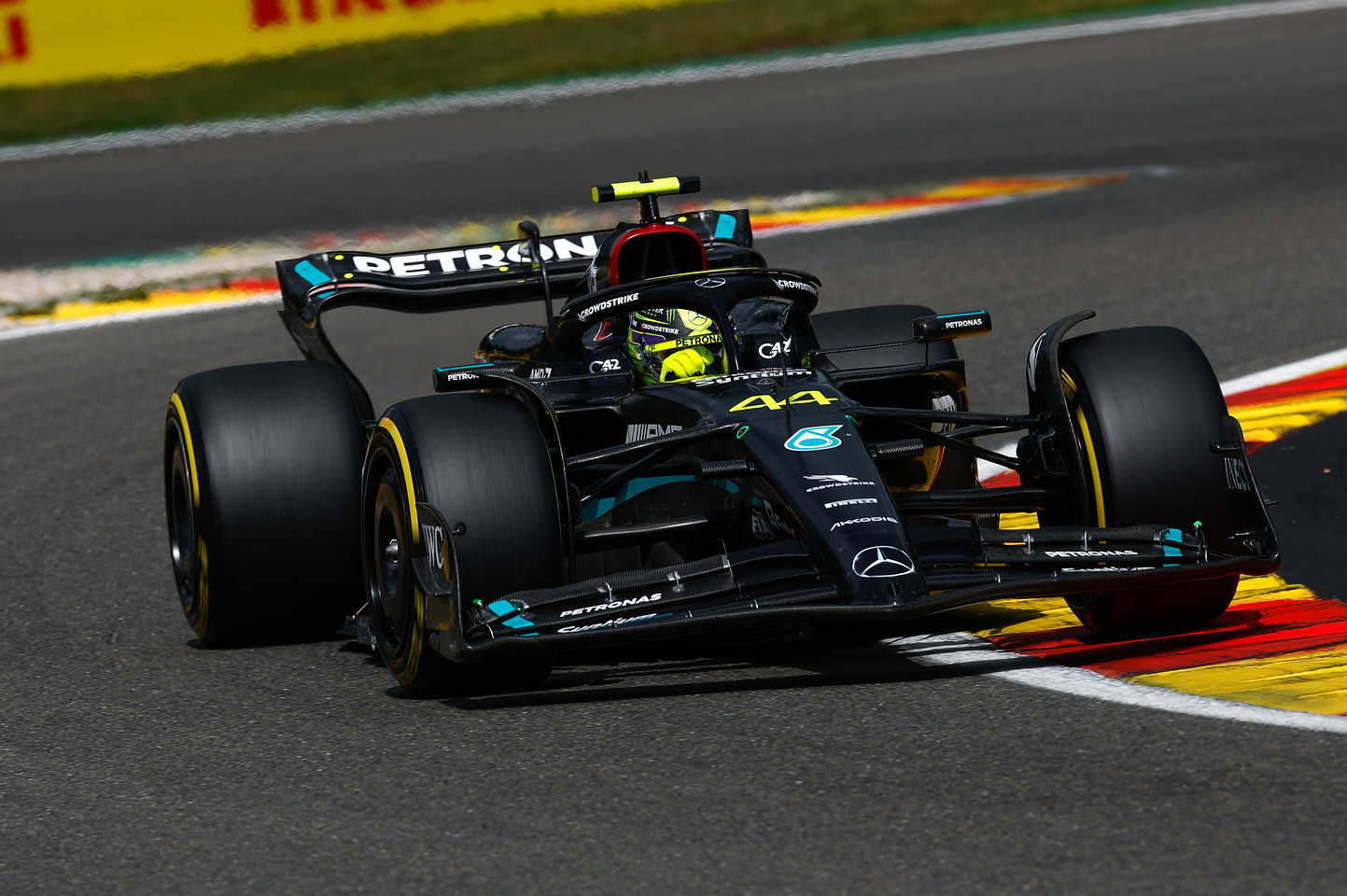 Stewart: Hamilton in trouble, ‘no longer has that hunger’
