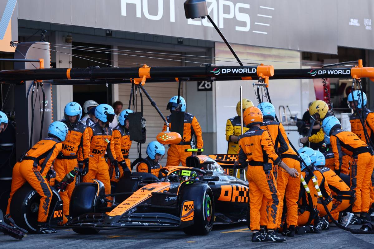Lando Norris (GBR) McLaren MCL60. 24.09.2023. Formula 1 World Championship, Rd 17, Japanese Grand Prix, Suzuka, Japan, Race Day. - www.xpbimages.com, EMail: requests@xpbimages.com &copy; Copyright: Batchelor / XPB Images
