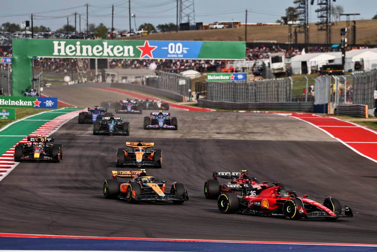 Charles Leclerc (MON) Ferrari SF-23 at the start of Sprint.
21.10.2023. Formula 1 World Championship, Rd 19, United States Grand Prix, Austin, Texas, USA, Sprint Day.
- www.xpbimages.com, EMail: requests@xpbimages.com © Copyright: Batchelor / XPB Images
