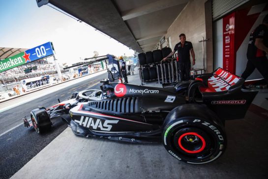 Oliver Bearman (GBR) Haas VF-23 Test Driver leaves the pits.
27.10.2023. Formula 1 World Championship, Rd 20, Mexican Grand Prix, Mexico City, Mexico, Practice Day.
- www.xpbimages.com, EMail: requests@xpbimages.com &copy; Copyright: Bearne / XPB Images