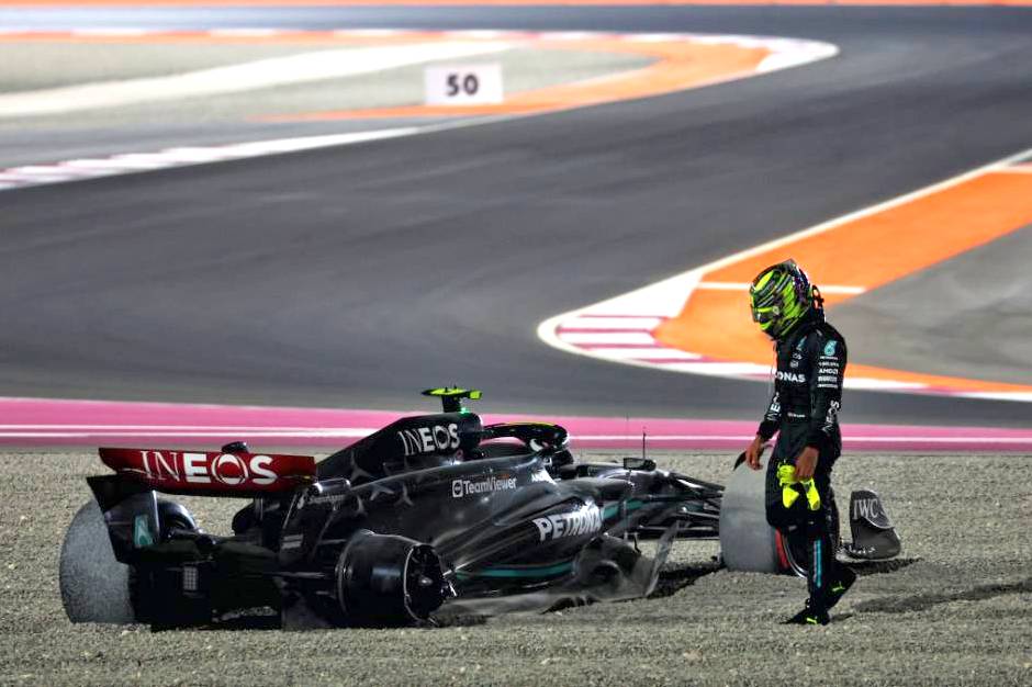 FIA to take second look at Hamilton’s Qatar ‘track walk’