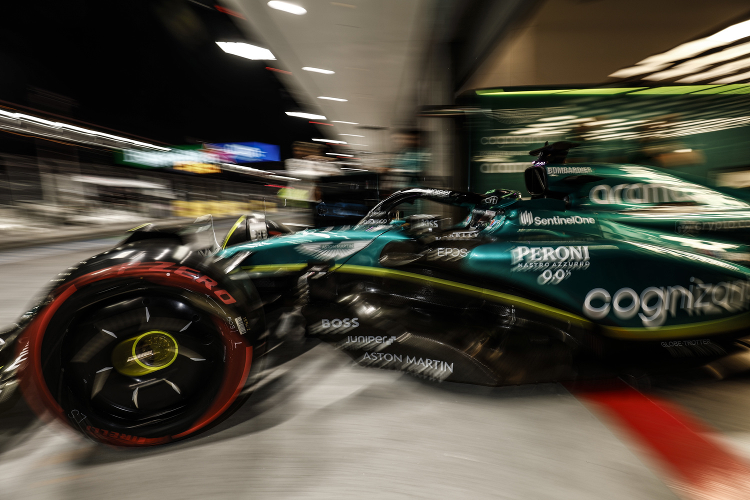 Aston focused on going ‘flat out’ in Abu Dhabi, not on McLaren