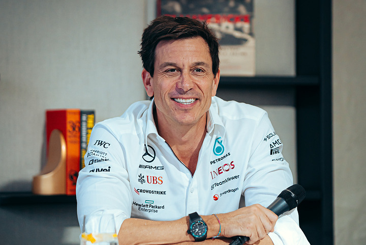 Wolff warns Mercedes crews: ‘Stay away from the casinos!’