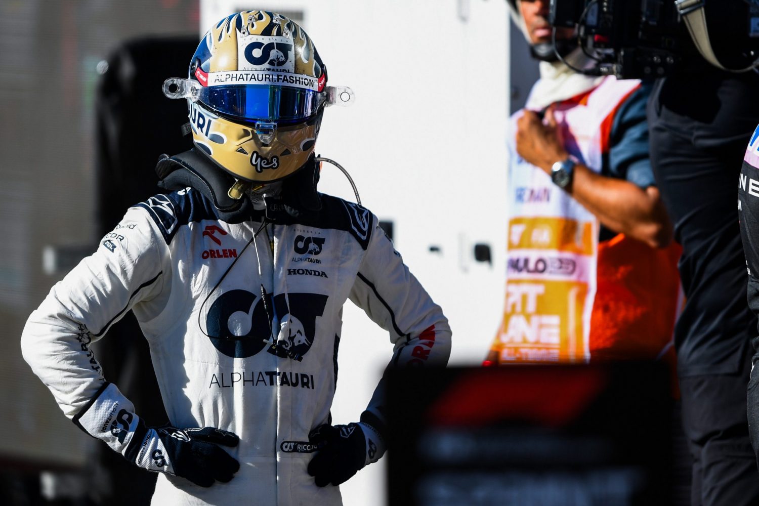 Ricciardo ‘in the zone’ in Vegas, as AlphaTauri chases Williams