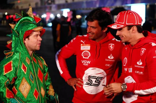 (L to R): Carlos Sainz Jr (ESP) Ferrari and Charles Leclerc (MON) Ferrari.
15.11.2023. Formula 1 World Championship, Rd 22, Las Vegas Grand Prix, Las Vegas, Nevada, USA, Preparation Day.
- www.xpbimages.com, EMail: requests@xpbimages.com © Copyright: Coates / XPB Images