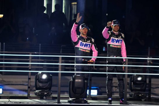(L to R): Pierre Gasly (FRA) Alpine F1 Team and Esteban Ocon (FRA) Alpine F1 Team - Opening Ceremony.
15.11.2023. Formula 1 World Championship, Rd 22, Las Vegas Grand Prix, Las Vegas, Nevada, USA, Preparation Day.
- www.xpbimages.com, EMail: requests@xpbimages.com © Copyright: Moy / XPB Images