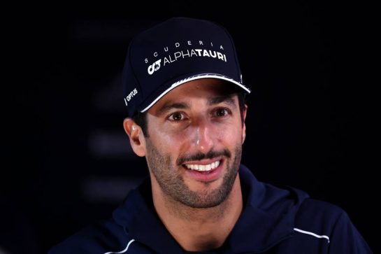 Daniel Ricciardo (AUS) AlphaTauri.
15.11.2023. Formula 1 World Championship, Rd 22, Las Vegas Grand Prix, Las Vegas, Nevada, USA, Preparation Day.
- www.xpbimages.com, EMail: requests@xpbimages.com © Copyright: Moy / XPB Images