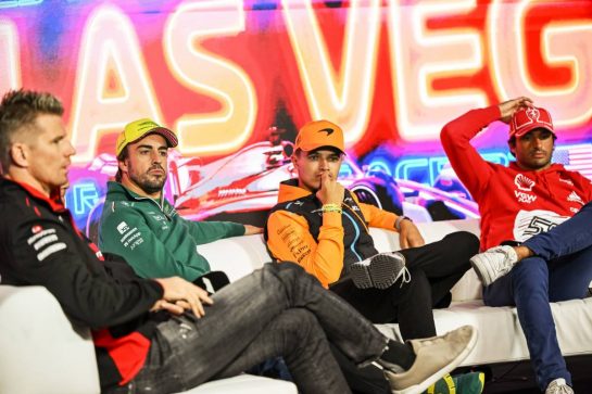(L to R): Fernando Alonso (ESP) Aston Martin F1 Team; Lando Norris (GBR) McLaren; and Carlos Sainz Jr (ESP) Ferrari in the FIA Press Conference.
15.11.2023. Formula 1 World Championship, Rd 22, Las Vegas Grand Prix, Las Vegas, Nevada, USA, Preparation Day.
- www.xpbimages.com, EMail: requests@xpbimages.com © Copyright: XPB Images