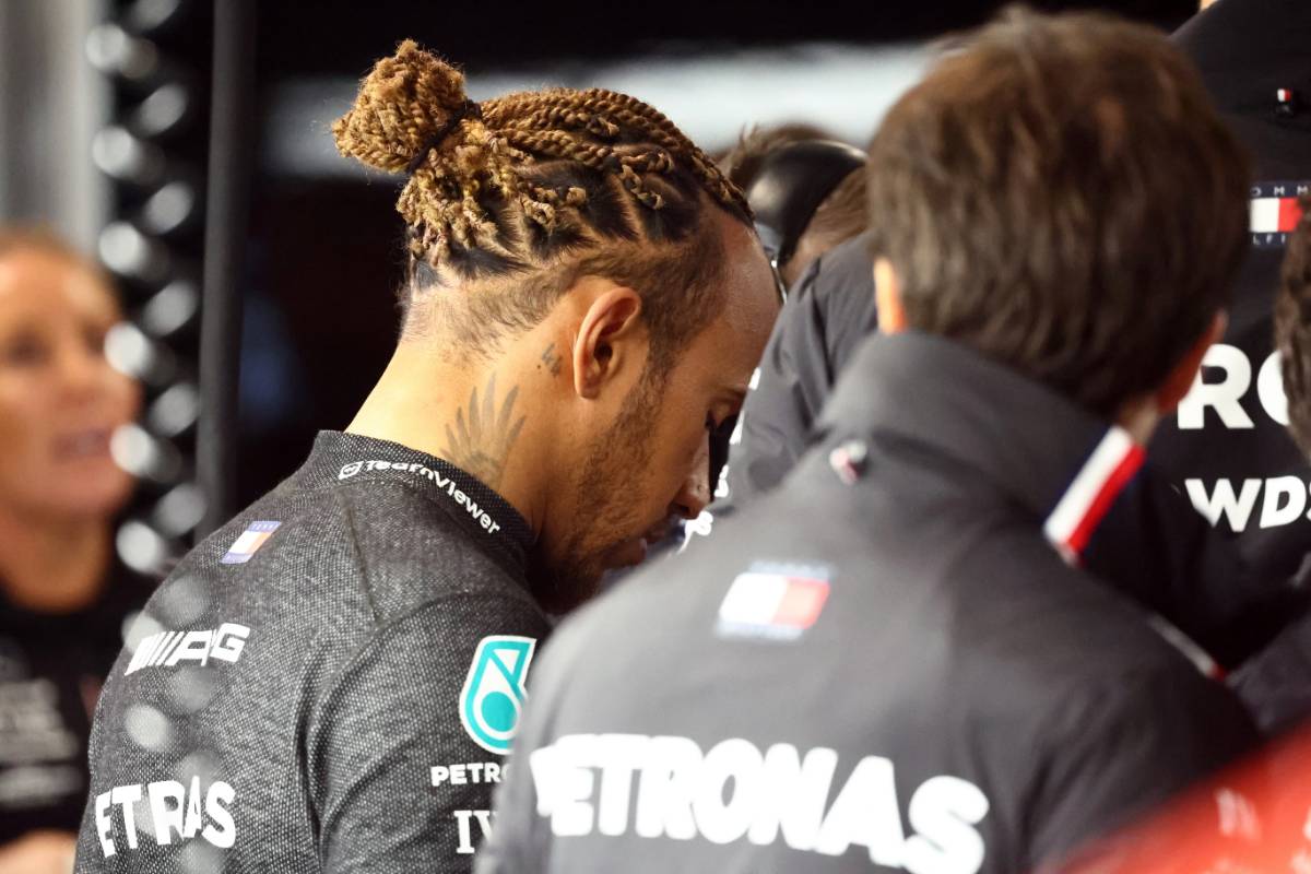 Hamilton having fun with ‘some serious speeds’ in Vegas