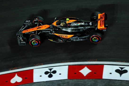 Lando Norris (GBR) McLaren MCL60.
16.11.2023. Formula 1 World Championship, Rd 22, Las Vegas Grand Prix, Las Vegas, Nevada, USA, Practice Day.
- www.xpbimages.com, EMail: requests@xpbimages.com © Copyright: Batchelor / XPB Images
