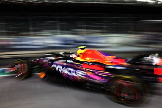 Sergio Perez (MEX) Red Bull Racing RB19 leaves the pits.
16.11.2023. Formula 1 World Championship, Rd 22, Las Vegas Grand Prix, Las Vegas, Nevada, USA, Practice Day.
- www.xpbimages.com, EMail: requests@xpbimages.com © Copyright: Staley / XPB Images