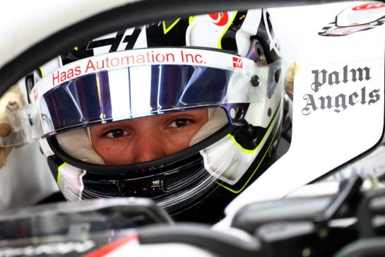 Oliver Bearman (GBR) Haas VF-23 Test Driver.
28.11.2023. Formula 1 Testing, Yas Marina Circuit, Abu Dhabi, Tuesday.
- www.xpbimages.com, EMail: requests@xpbimages.com © Copyright: Batchelor / XPB Images