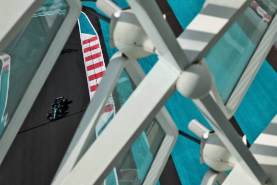 Lance Stroll (CDN) Aston Martin F1 Team AMR23.
28.11.2023. Formula 1 Testing, Yas Marina Circuit, Abu Dhabi, Tuesday.
- www.xpbimages.com, EMail: requests@xpbimages.com © Copyright: Moy / XPB Images